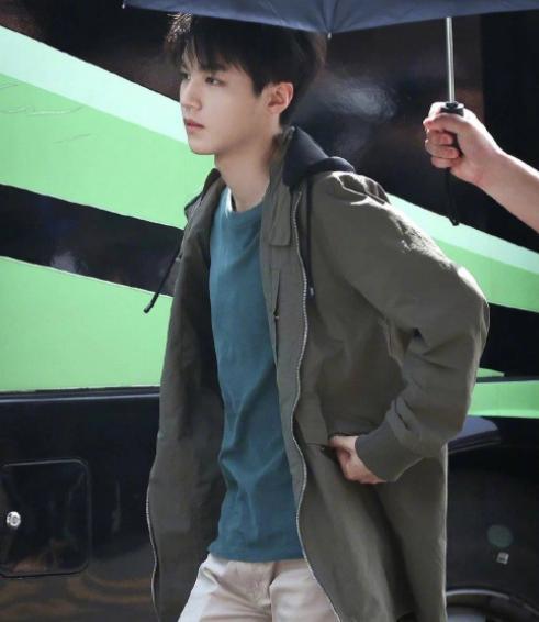 老师爆料王俊凯视频合集,揭秘偶像成长背后的故事  第3张